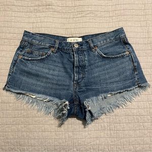 Free People We The Free Women's Distressed Denim Shorts 27 Blue Raw Hem